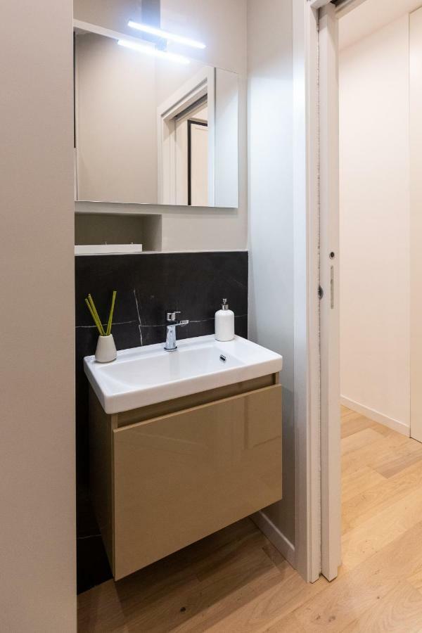 Apartment Bocconi 1 Milão Exterior foto
